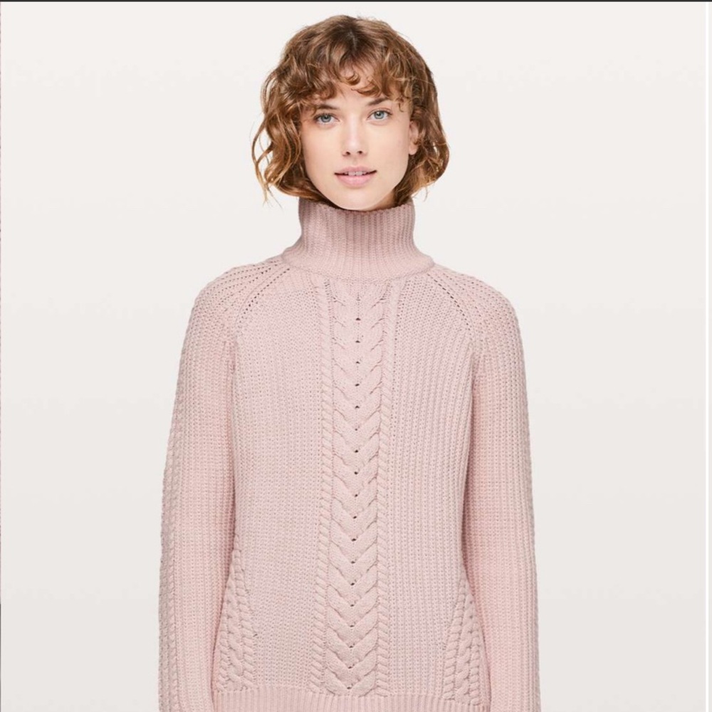 Lululemon Being The Cozy Turtleneck